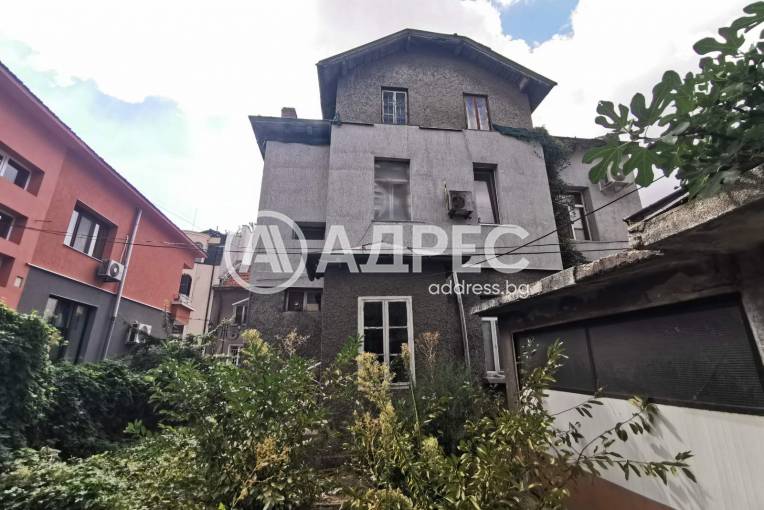 Етаж от къща, Русе, Идеален център, 668235, Снимка 2