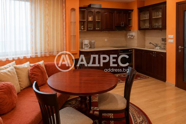 Тристаен апартамент, Варна, Окръжна болница, 700235, Снимка 3