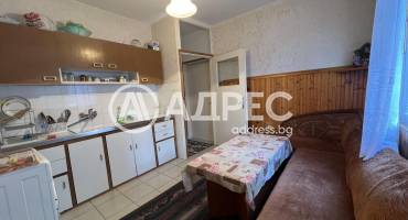 Тристаен апартамент, Шумен, Боян Българанов 2, 638236, Снимка 13