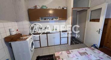 Тристаен апартамент, Шумен, Боян Българанов 2, 638236, Снимка 14