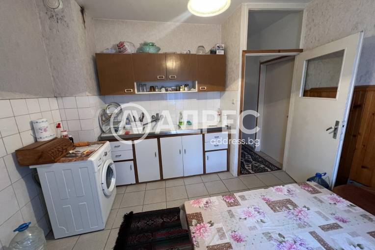 Тристаен апартамент, Шумен, Боян Българанов 2, 638236, Снимка 14