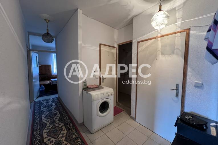 Тристаен апартамент, Шумен, Боян Българанов 2, 638236, Снимка 2