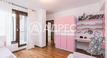 Тристаен апартамент, Варна, к.к. Св.Св. Константин и Елена, 666236, Снимка 9