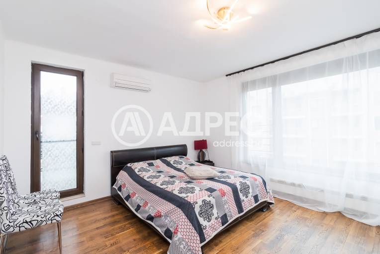 Тристаен апартамент, Варна, к.к. Св.Св. Константин и Елена, 666236, Снимка 2