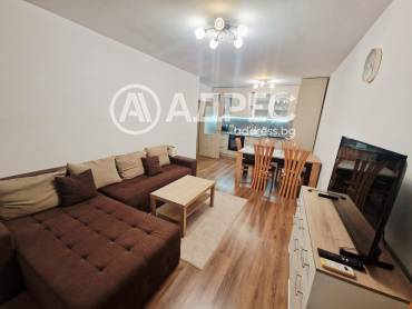 Тристаен апартамент, Варна, Зимно кино Тракия, 667236, Снимка 1