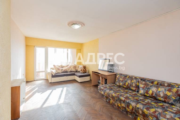 Тристаен апартамент, Варна, Цветен квартал, 676236, Снимка 4