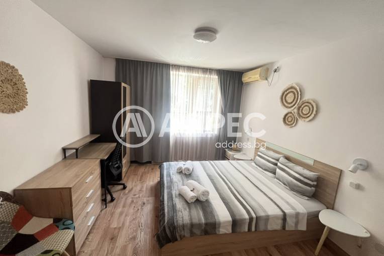 Двустаен апартамент, Варна, к.к. Чайка, 670237, Снимка 1