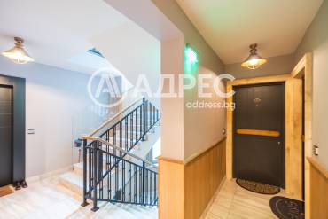 Тристаен апартамент, Варна, Гръцка махала, 667239, Снимка 1