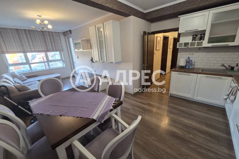 Тристаен апартамент, Варна, Левски, 701239, Снимка 1