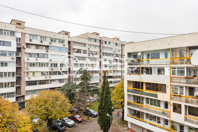 Двустаен апартамент, Варна, Общината, 699240, Снимка 13