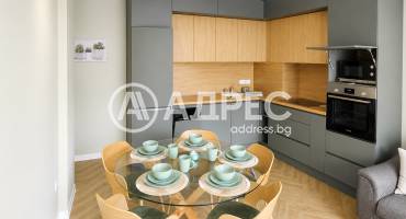Тристаен апартамент, Варна, Идеален център, 642243, Снимка 2