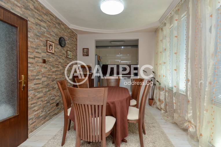 Многостаен апартамент, Поморие, Свети Георги, 698243, Снимка 2