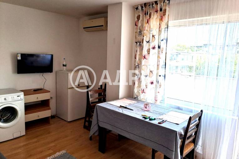 Двустаен апартамент, Варна, Базар "Левски", 698244, Снимка 3