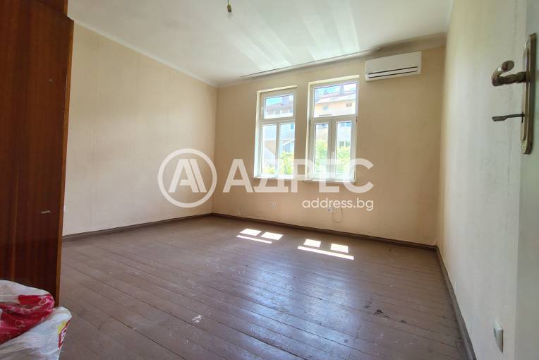 Тристаен апартамент, София, Оборище, 642246, Снимка 3