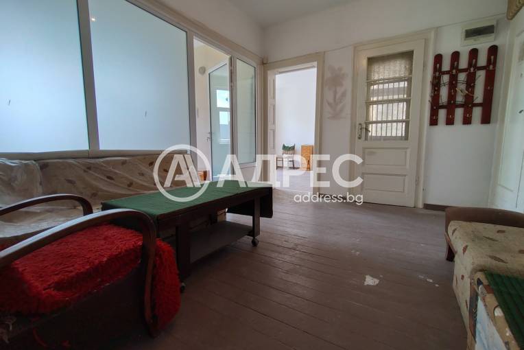 Тристаен апартамент, София, Оборище, 642246, Снимка 4