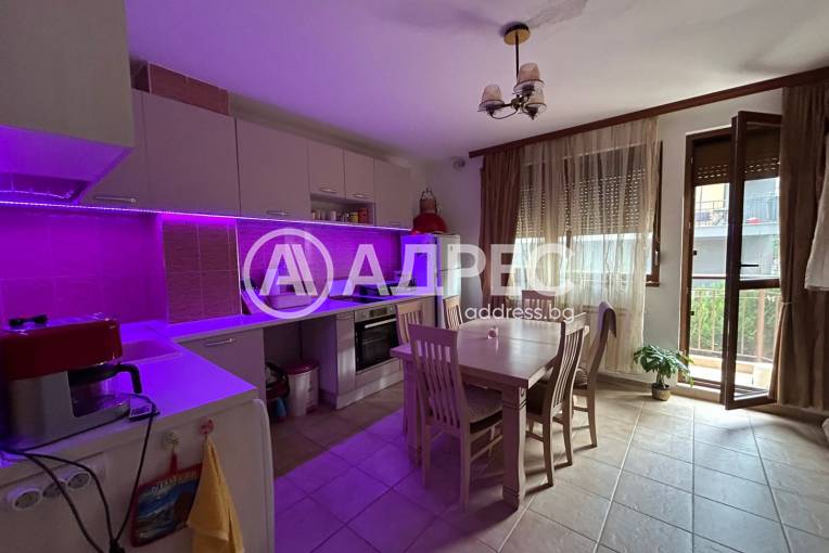 Тристаен апартамент, Несебър, Черно море, 672246, Снимка 1