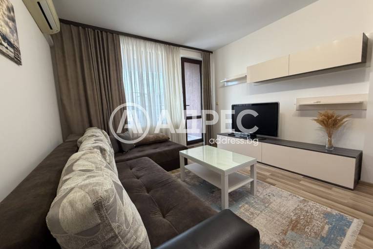 Двустаен апартамент, Варна, Левски, 694246, Снимка 1