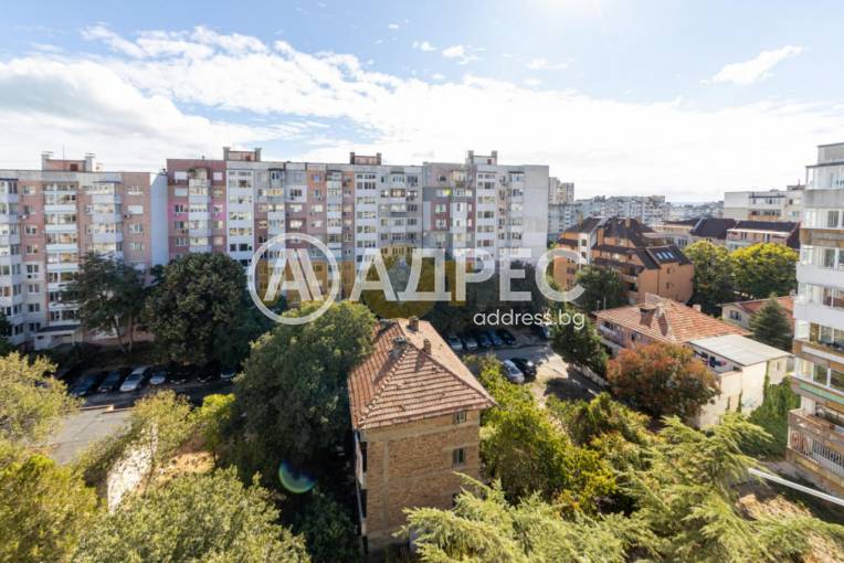 Тристаен апартамент, Варна, Левски, 680247, Снимка 1