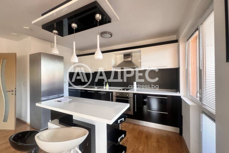 Тристаен апартамент, София, Витоша, 702247, Снимка 3