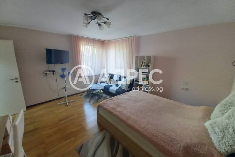 Къща/Вила, Шумен, Добруджански, 664248, Снимка 1