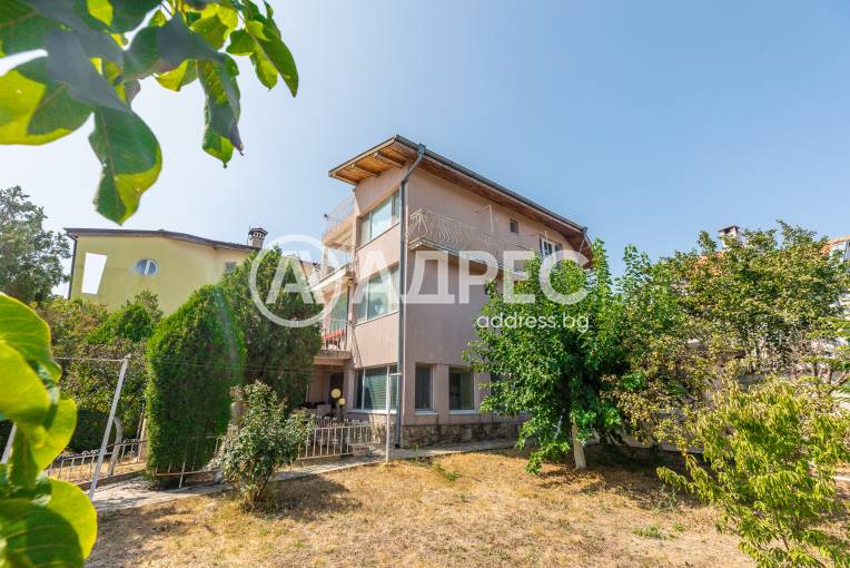 Къща/Вила, Варна, м-ст Траката, 657250, Снимка 1