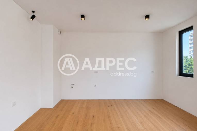 Тристаен апартамент, София, Изток, 703250, Снимка 5