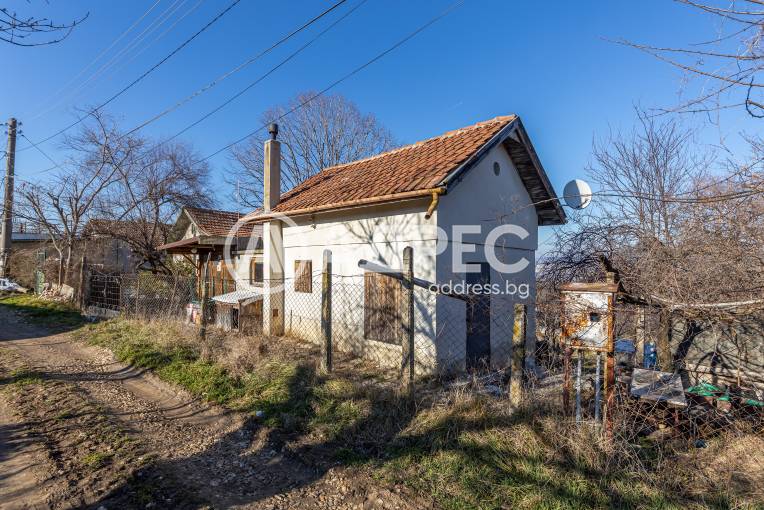 Къща/Вила, Варна, м-ст Боровец - север, 643251, Снимка 1