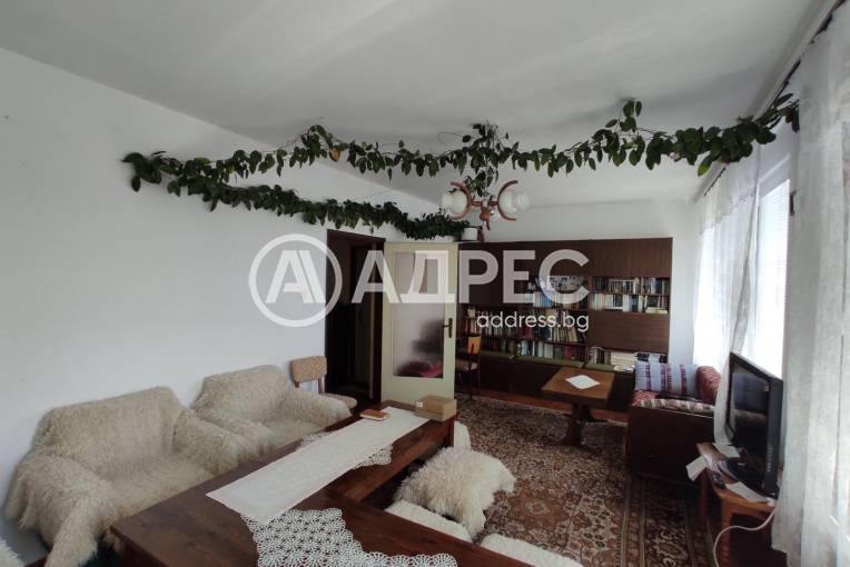 Многостаен апартамент, Разград, Център, 664252, Снимка 1