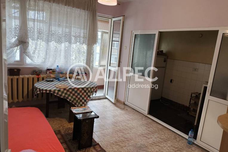 Двустаен апартамент, Разград, Център, 674252, Снимка 1