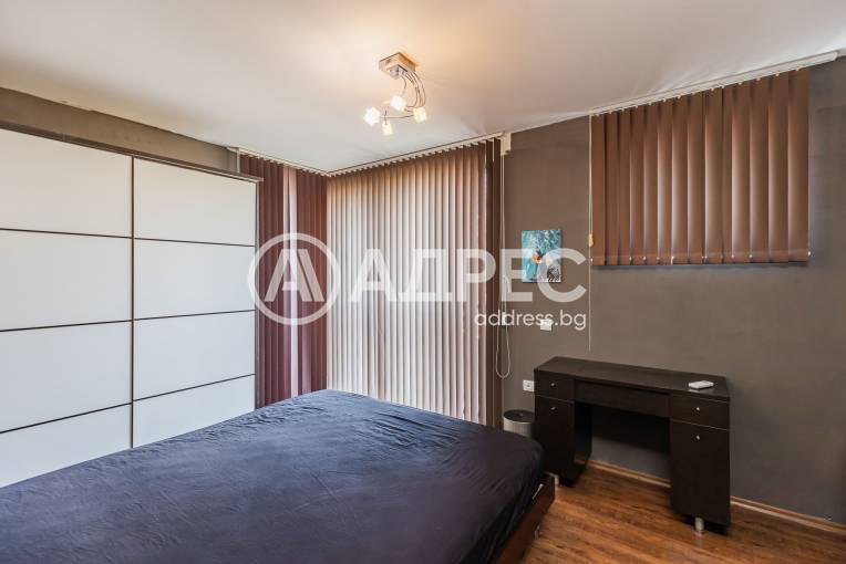 Тристаен апартамент, Варна, м-ст Свети Никола, 689252, Снимка 3