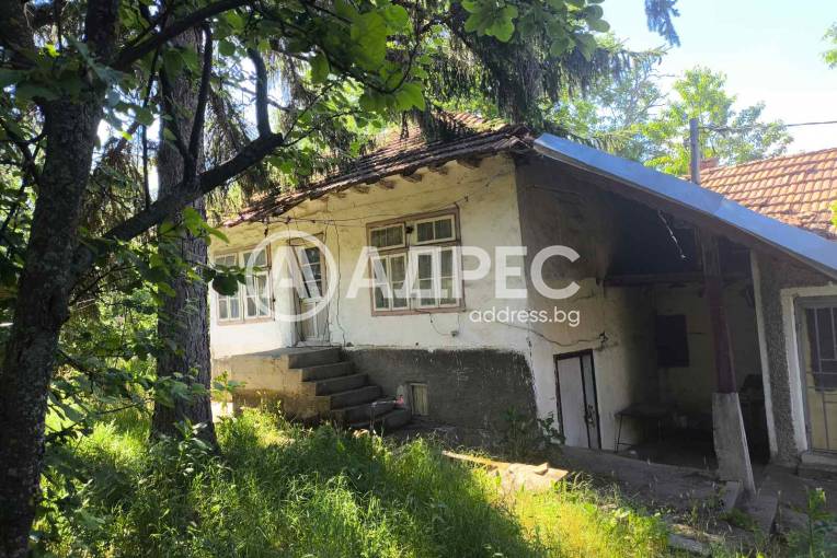 Къща/Вила, Разград, Добровски, 698252, Снимка 1
