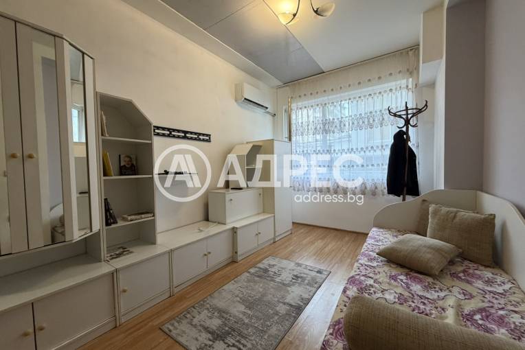 Двустаен апартамент, Варна, Цветен квартал, 684254, Снимка 1