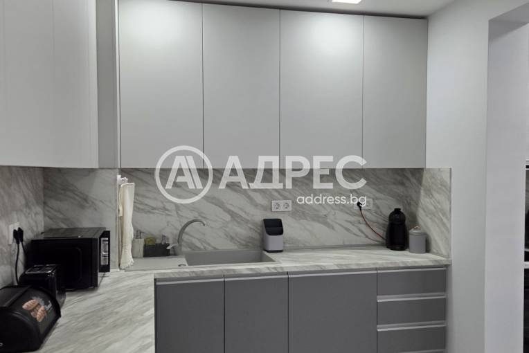 Многостаен апартамент, Варна, Базар "Левски", 678255, Снимка 2