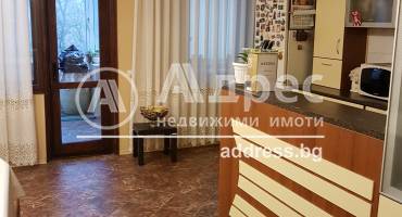 Многостаен апартамент, Варна, Лятно кино Тракия, 438258, Снимка 12