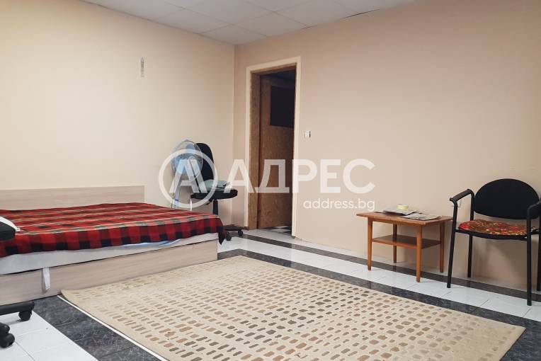 Двустаен апартамент, Плевен, Идеален център, 653258, Снимка 1