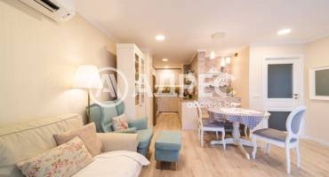 Двустаен апартамент, Варна, Операта, 674258, Снимка 1