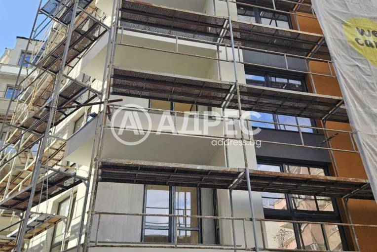 Тристаен апартамент, Варна, Център, 680258, Снимка 1