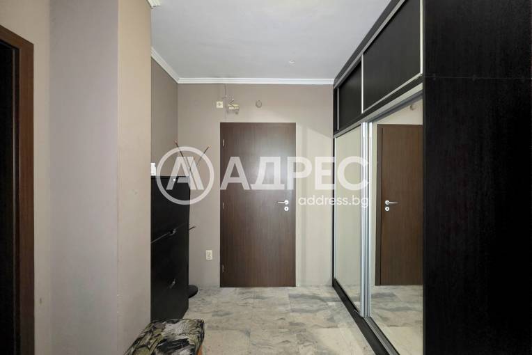 Многостаен апартамент, София, Лагера, 698261, Снимка 15