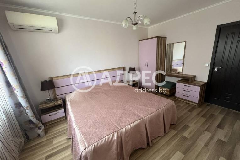 Тристаен апартамент, Шкорпиловци, 656262, Снимка 3