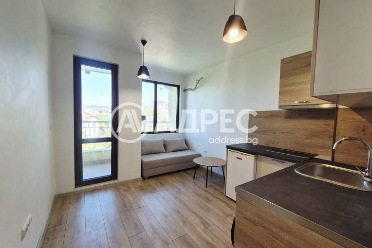 Двустаен апартамент, Варна, Колхозен пазар, 666262, Снимка 2