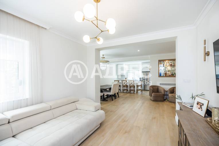 Къща/Вила, Варна, Идеален център, 667265, Снимка 4