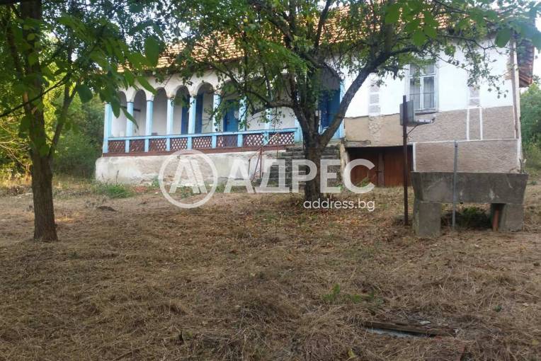 Къща/Вила, Извор, 690265, Снимка 1