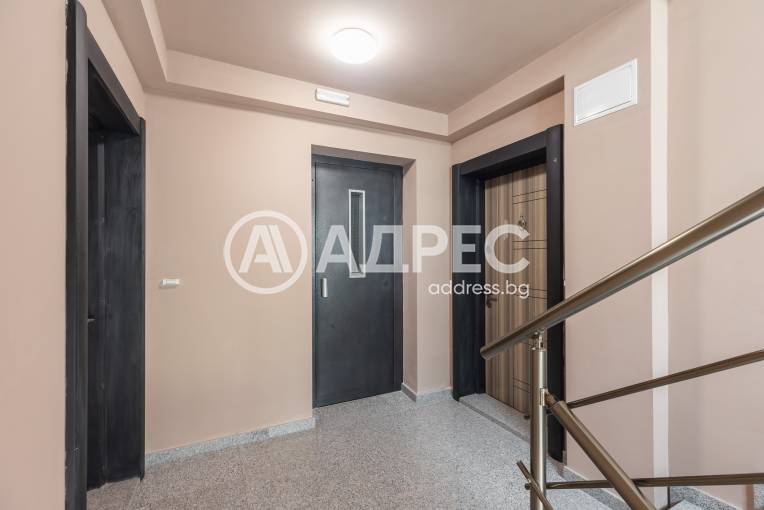 Тристаен апартамент, Варна, Погребите, 621267, Снимка 12