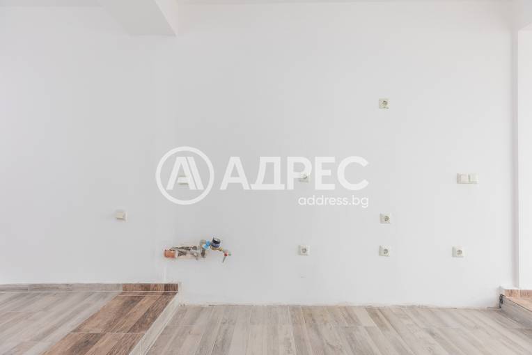 Тристаен апартамент, Варна, Погребите, 621267, Снимка 7