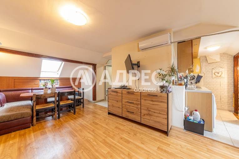 Тристаен апартамент, Варна, Цветен квартал, 671267, Снимка 3