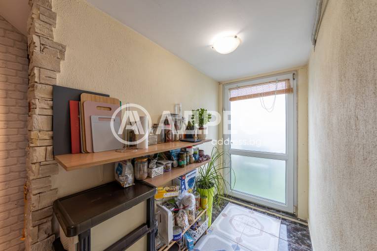 Тристаен апартамент, Варна, Цветен квартал, 671267, Снимка 5