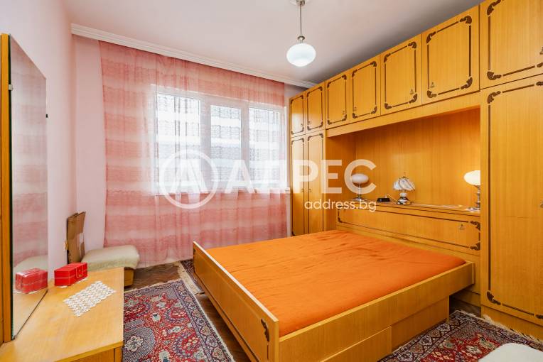 Многостаен апартамент, Варна, Владислав Варненчик, 699267, Снимка 1