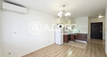 Двустаен апартамент, София, Център, 683270