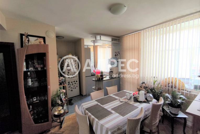 Многостаен апартамент, Разград, Лудогорие, 686270, Снимка 1