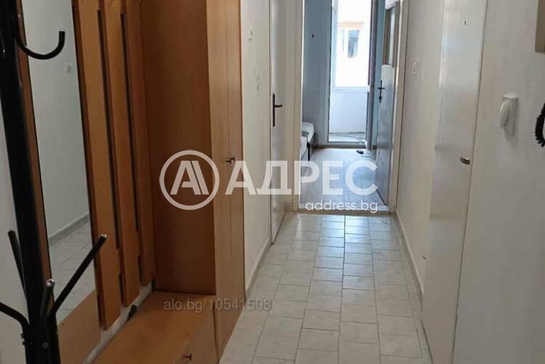 Двустаен апартамент, Варна, Червен площад, 689270, Снимка 1